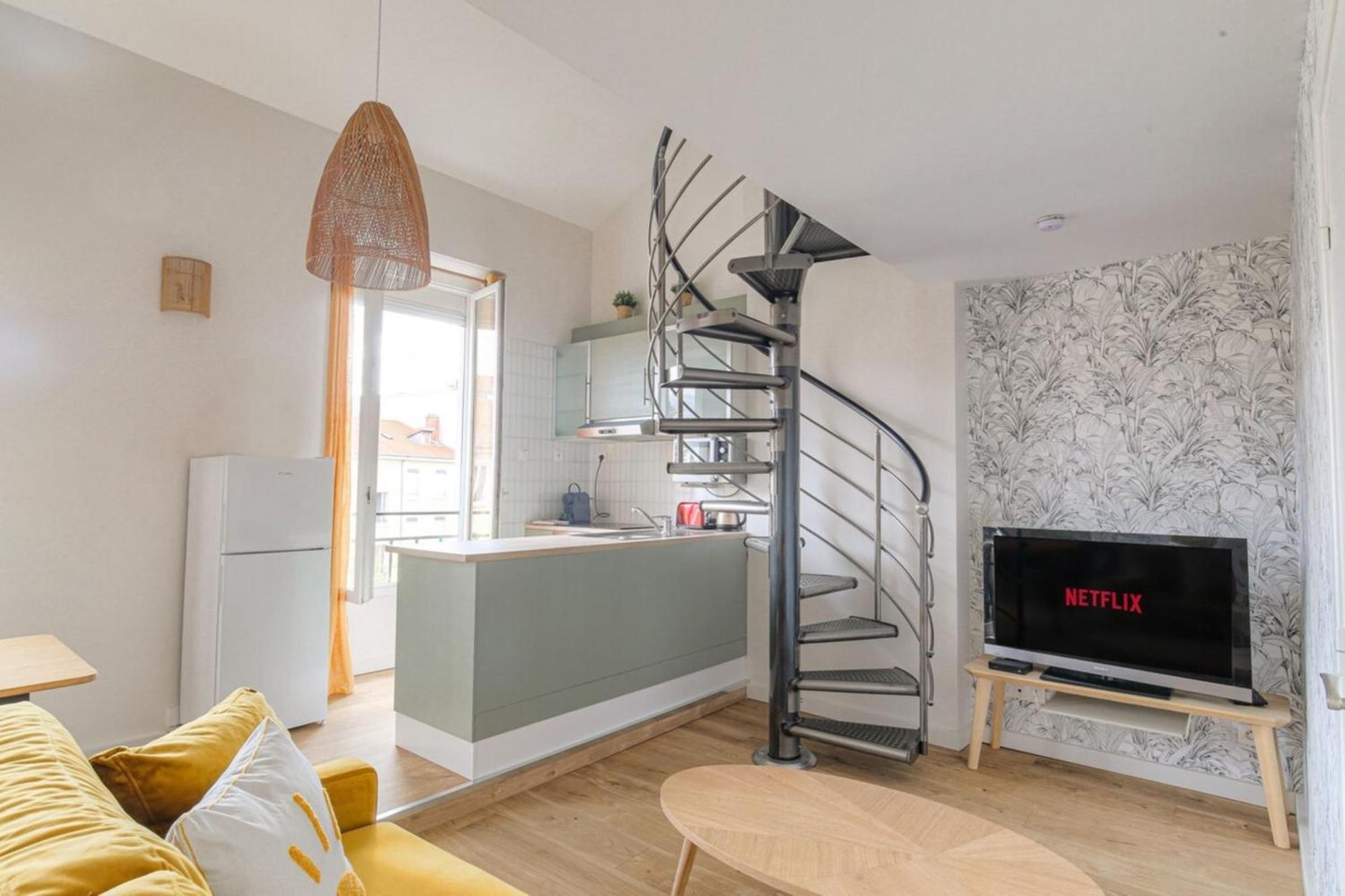 Duplex Spacieux Et Design Proche La Part-Dieu Apartment Lyon Exterior photo
